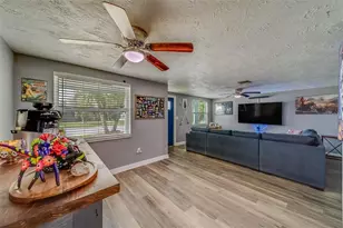 2646 Albion St, Holiday, FL 34691 - Photo 4