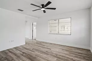 1207 22nd Ave W, Palmetto, FL 34221 - Photo 6