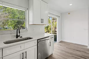 1207 22nd Ave W, Palmetto, FL 34221 - Photo 8