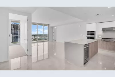400 Central Avenue #2205, Saint Petersburg, FL 33701 - Photo 4