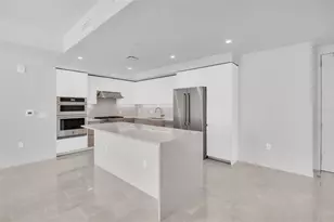 400 Central Ave, Saint Petersburg, FL 33701 - Photo 4