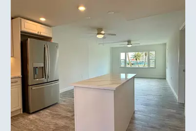 4650 Cove Circle #108, Saint Petersburg, FL 33708 - Photo 6