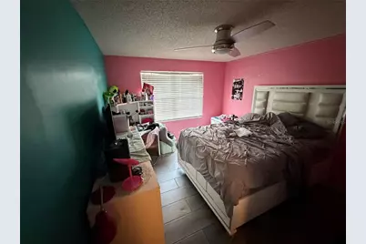 19040 NW 54th Avenue, Miami Gardens, FL 33055 - Photo 16