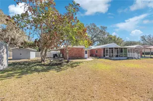 2004 Capri Rd, Valrico, FL 33594 - Photo 30