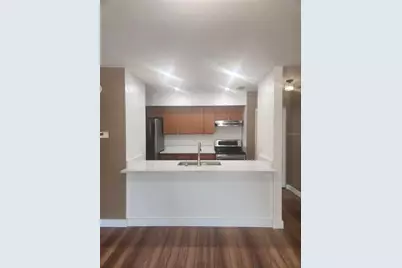 13608 S Village Drive #6204, Tampa, FL 33618 - Photo 4