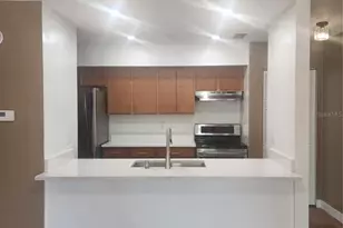 13608 S Village Dr, Tampa, FL 33618 - Photo 4