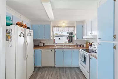 82403 New Circle Drive N, Pinellas Park, FL 33781 - Photo 8