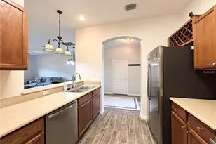 20326 Oak Key Ct, Tampa, FL 33647 - Photo 4