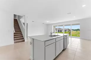 11250 Sycamore Glen Loop, Thonotosassa, FL 33592 - Photo 4