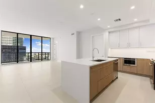 275 1st Ave S, Saint Petersburg, FL 33701 - Photo 6
