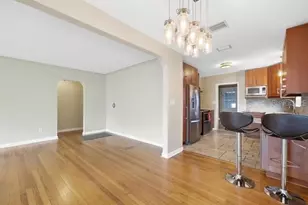 2670 Bayside Dr S, Saint Petersburg, FL 33705 - Photo 14