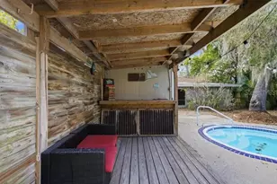 2670 Bayside Dr S, Saint Petersburg, FL 33705 - Photo 42