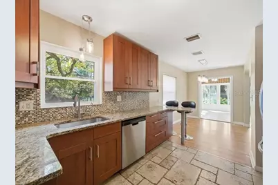 2670 Bayside Drive S, Saint Petersburg, FL 33705 - Photo 18