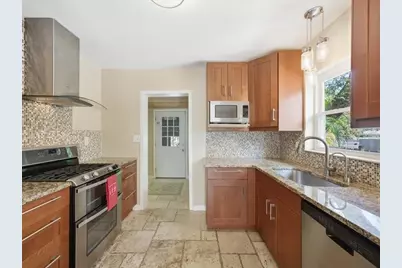 2670 Bayside Drive S, Saint Petersburg, FL 33705 - Photo 22