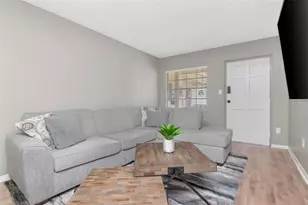 2207 S Carolina Ave, Tampa, FL 33629 - Photo 2