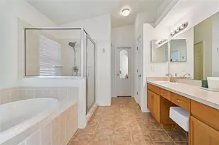 2706 Valencia Grove Dr, Valrico, FL 33596 - Photo 22