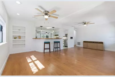 6960 52nd Way N, Pinellas Park, FL 33781 - Photo 2