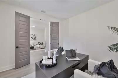 3315 W Rogers Avenue, Tampa, FL 33611 - Photo 14