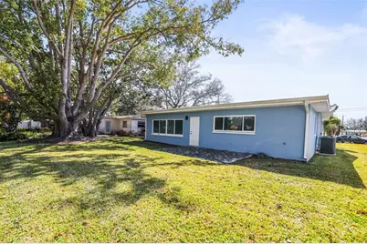 1042 Idlewild Drive N, Dunedin, FL 34698 - Photo 30
