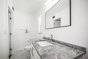 1042 Idlewild Dr N, Dunedin, FL 34698 - Photo 18