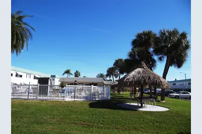 5357 81st Street N #14, Saint Petersburg, FL 33709 - Photo 22