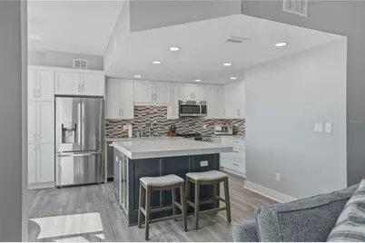 557 Pinellas Bayway S #311, Tierra Verde, FL 33715 - Photo 8