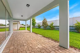 9738 Autumn Rdg Ave, Riverview, FL 33578 - Photo 20