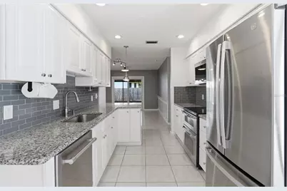 7111 Halifax Court, Tampa, FL 33615 - Photo 16