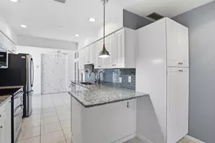 7111 Halifax Ct, Tampa, FL 33615 - Photo 12