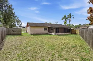 7111 Halifax Ct, Tampa, FL 33615 - Photo 38