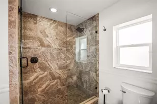 7833 1st Ave S, Saint Petersburg, FL 33707 - Photo 20