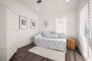 7833 1st Ave S, Saint Petersburg, FL 33707 - Photo 30