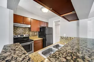 [Address not provided], Tampa, FL 33614 - Photo 8