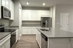 6117 Grand Sonata Ave, Lutz, FL 33558 - Photo 4