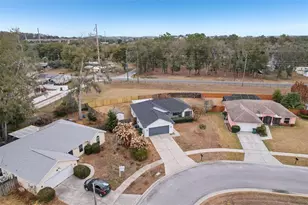 6917 Oak Crest Way, Zephyrhills, FL 33542 - Photo 44