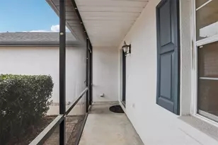 6917 Oak Crest Way, Zephyrhills, FL 33542 - Photo 34