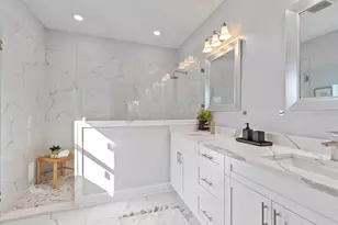 6605 24th Ave Ave S, Tampa, FL 33619 - Photo 24