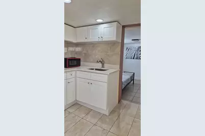 2411 S Ramona Circle, Tampa, FL 33612 - Photo 2