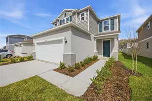 37411 Roanoke River Wy, Zephyrhills, FL 33540 - Photo 4