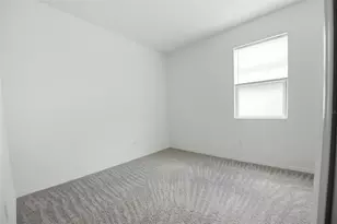 37411 Roanoke River Wy, Zephyrhills, FL 33540 - Photo 16