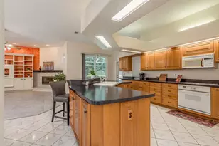 771 Weathersfield Dr, Dunedin, FL 34698 - Photo 6
