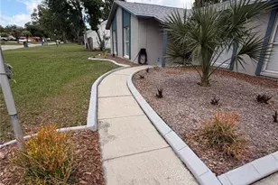 1210 Lady Elaine Dr, Valrico, FL 33594 - Photo 4