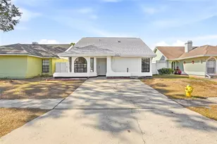 8622 Cottonway Ln, Tampa, FL 33635 - Photo 2