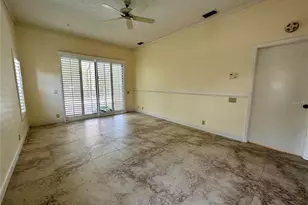 8133 Misty Oaks Blvd, Sarasota, FL 34243 - Photo 14