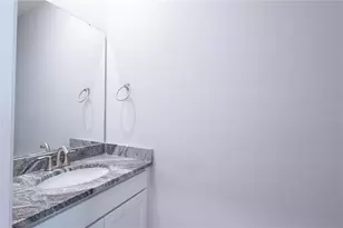 345 Mangrove Manor Dr, Apollo Beach, FL 33572 - Photo 10