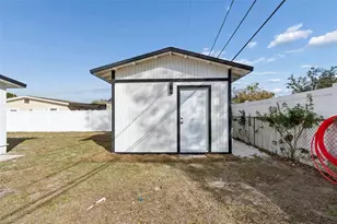 7910 W Powhatan Ave, Tampa, FL 33615 - Photo 74