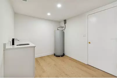 7910 W Powhatan Avenue, Tampa, FL 33615 - Photo 58