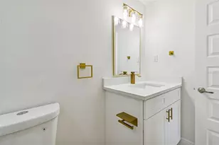 7910 W Powhatan Ave, Tampa, FL 33615 - Photo 56