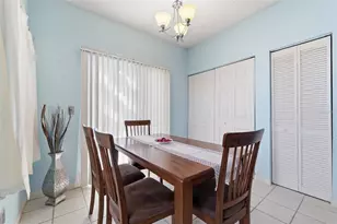 12245 Armenia Gables Cir, Tampa, FL 33612 - Photo 12