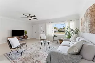 1824 59th Way N, Saint Petersburg, FL 33710 - Photo 6